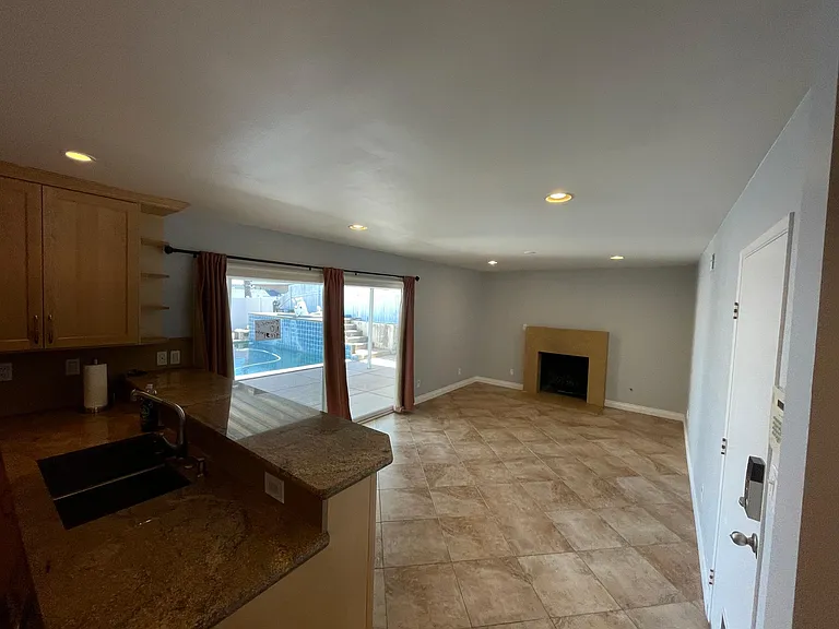 9959 Shoredale Dr — Photo 7