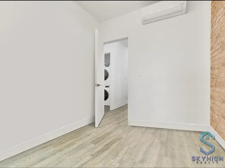 723 Knickerbocker Ave #1AA — Photo 7