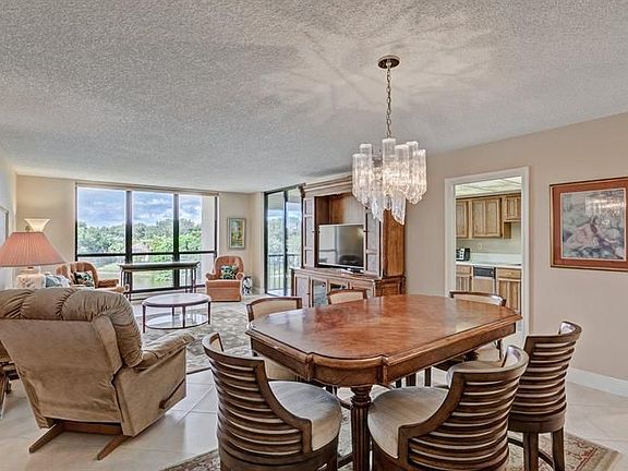 4th image of 5188 Woodland Lakes Dr APT 335