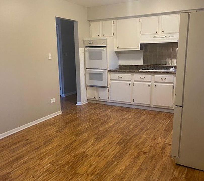 2 Eureka 2 W Eureka Dr Lemont IL Zillow