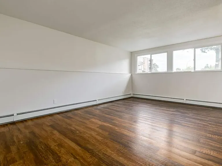 363 Northview Rd — Photo 11