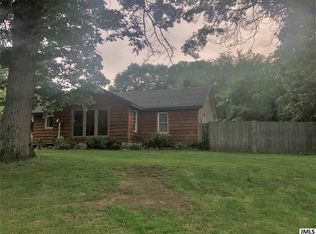 8466 Dunn Rd, Munith, MI 49259