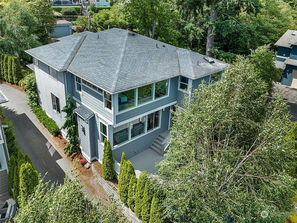 13218 42nd Avenue NE, Seattle, WA 98125 | Zillow