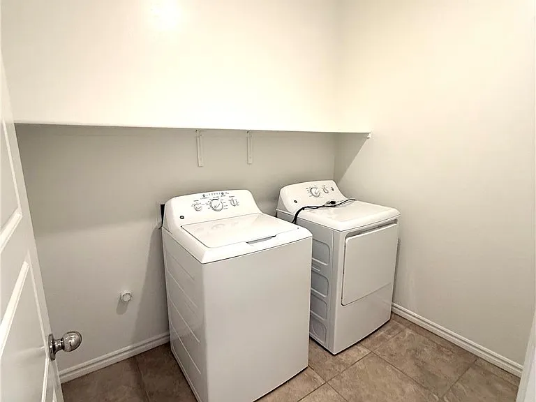 2883 Amphion Ct — Photo 18