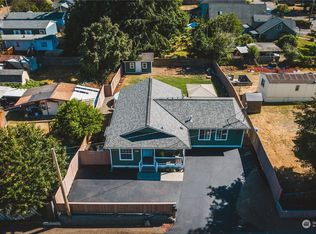 2565 Erlands Point Rd NW, Bremerton, WA 98312