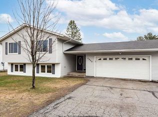 3830 Decker Rd, Duluth, MN 55811