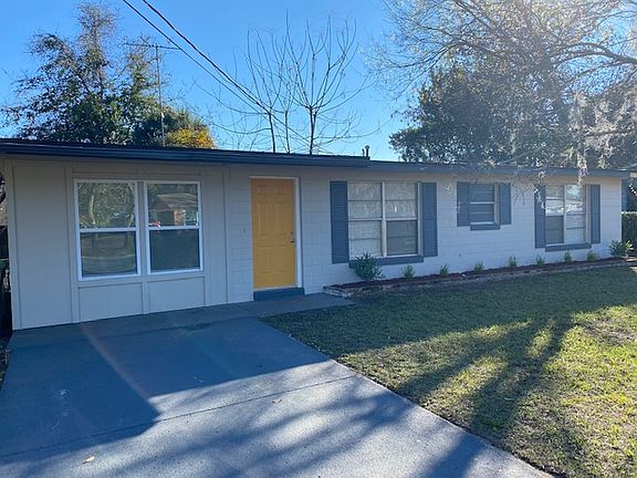 3rd image of 1503 Hampton Rd