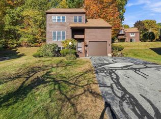 Brittany Place, Nashua, NH 03063