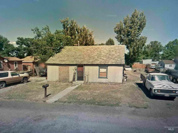 824 S Hayes Ave, Emmett, ID 83617