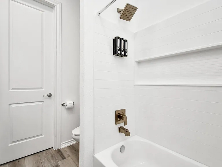 3243 Real St #A — Photo 40