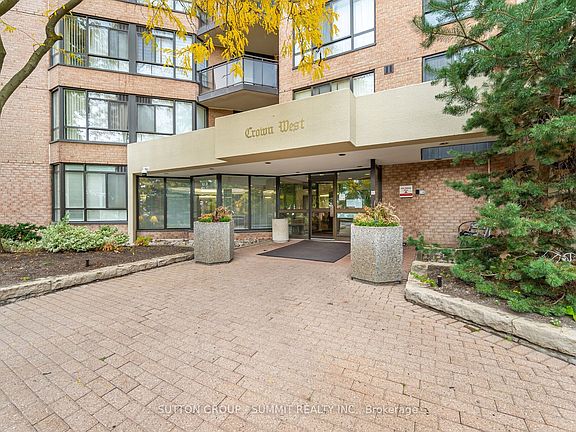 4th image of 20 Cherrytree Dr #911