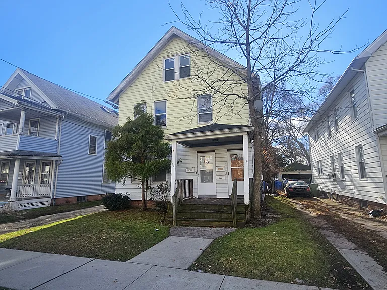 64 Gorham Ave #3B — Photo 10
