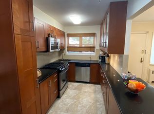 2475 E 22nd St FLOOR 1, Brooklyn, NY 11235