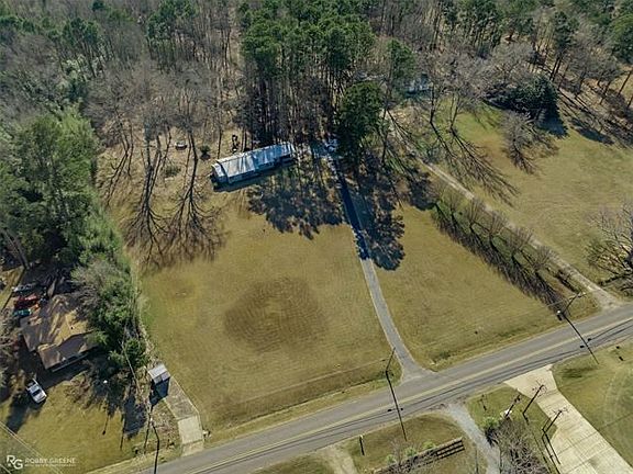 3rd image of 4925 Old Mooringsport Rd