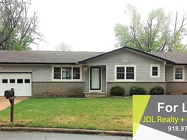 218 W Vandalia St, Broken Arrow, OK 74012