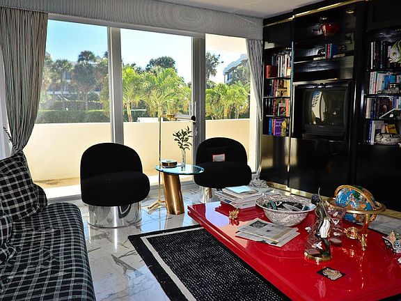 2nd image of 100 Sunrise Avenue #2230
