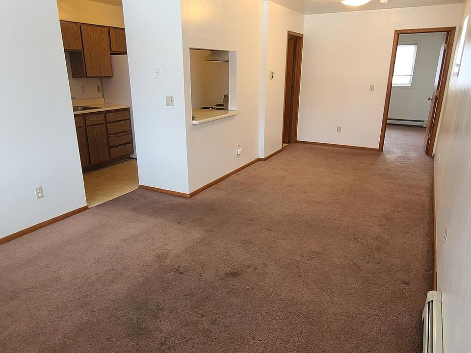 1st image of 419 SW Higgins Ave #E