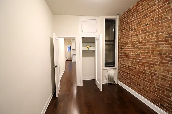 Rented by Corcoran | media 31