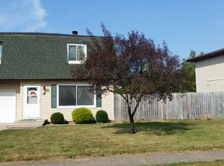 301B N Dianne Ln, Mahomet, IL