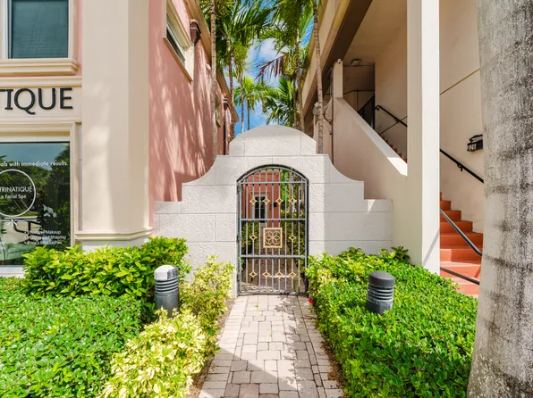 809 E Palmetto Park Rd #809, Boca Raton, FL 33432