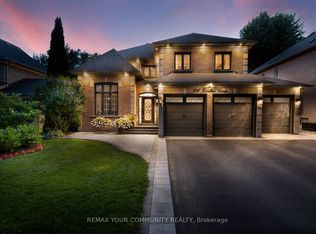 786 Exceller Cir, Newmarket, ON L3X1P5