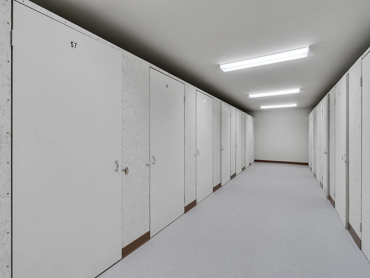 2 bed, 1040 sqft, $4,100 — Photo 3