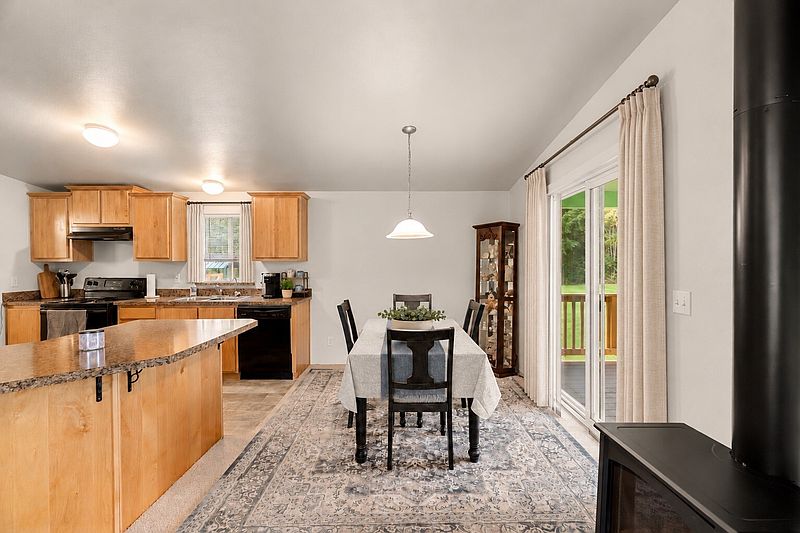 4th image of 6610 Grange Road