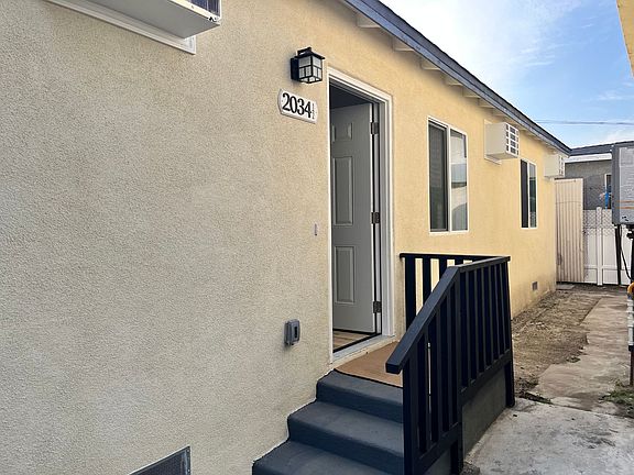 2nd image of 2030 E 77th St #77