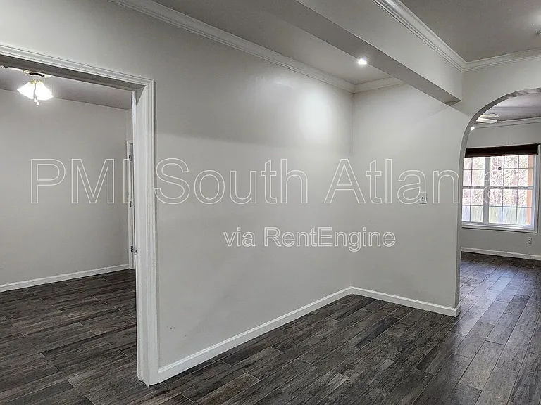 755 Castlebrooke Way SE — Photo 8