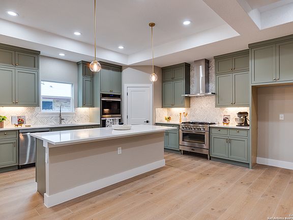 5th image of 14018 Floral Ridge Dr