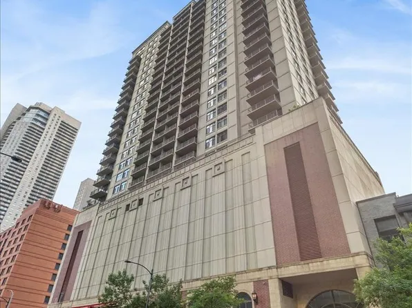 630 N State St APT 2001, Chicago, IL 60654