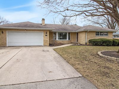 885 Estes St, Gurnee, IL, 60031