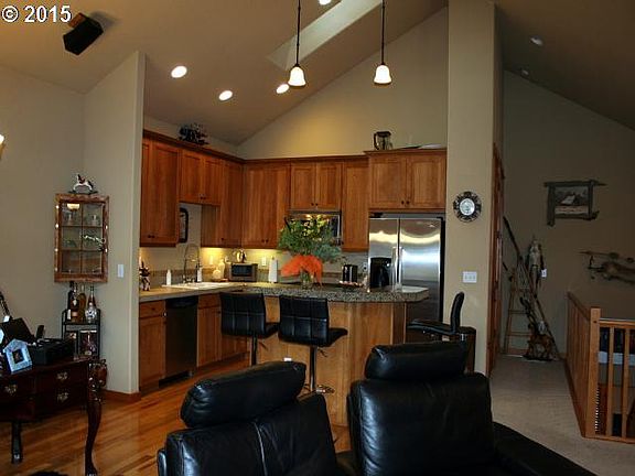 3rd image of 12800 NE Salmon Creek Ave #A112