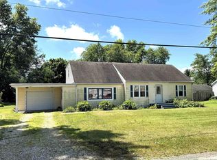 326 E Meadow Lawn St, Manito, IL 61546