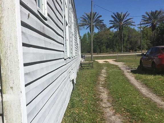 3rd image of 109 Old Cherry Ln