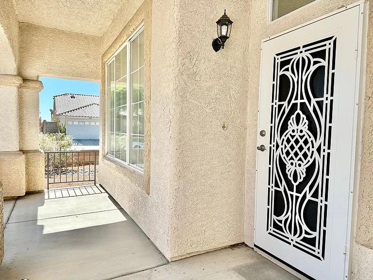 9103 Imperial Castle Ct — Photo 3
