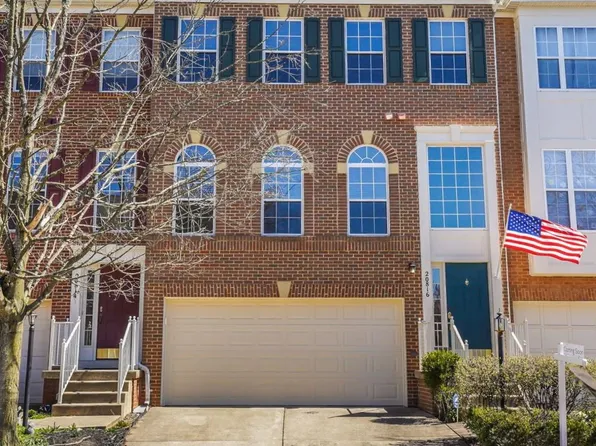 20816 Miranda Falls Sq, Sterling, VA 20165