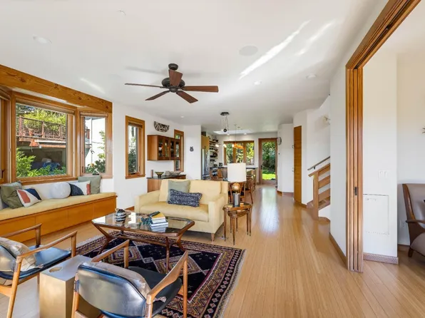 899 Escondido Court, Sonoma, CA 95476