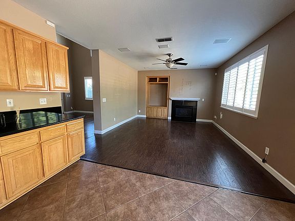 4th image of 5088 Bickford Cir