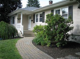 40 Carolyn Cir, Naugatuck, CT 06770