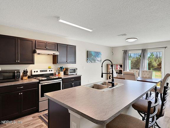 4th image of 12501 ORCHARD GROVE Drive