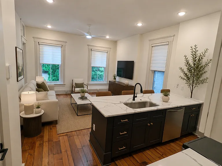 521 Garrard St #4 — Photo 6