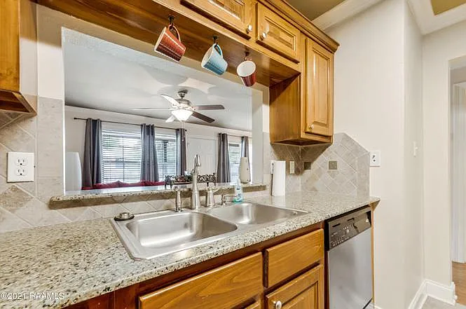 112 Hillside Dr #23 — Photo 4