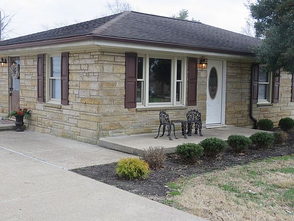 3rd image of 4902 Grandview Dr