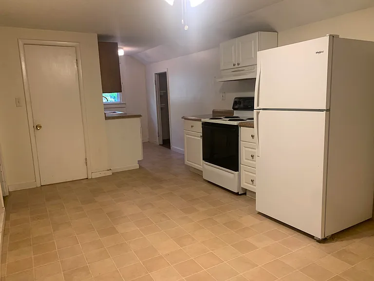 354A Main St #8 — Photo 5