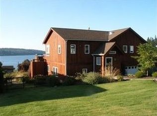 5452 Pleasant View Ln, Freeland, WA 98249