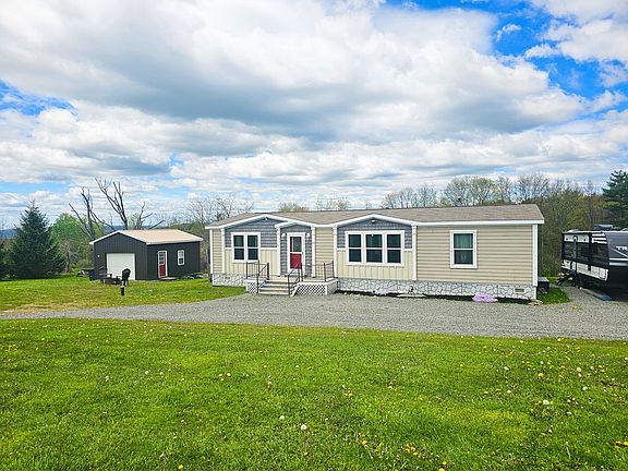 3rd image of 55 Portley Dr