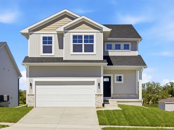2303 Chan Dr, Adel, IA 50003