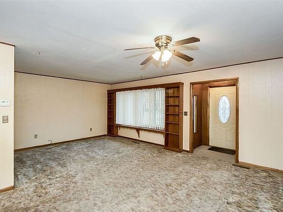 5th image of 113 N 4th Ave
