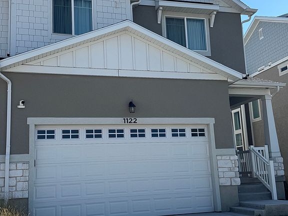 2nd image of 1122 N Freeman Dr